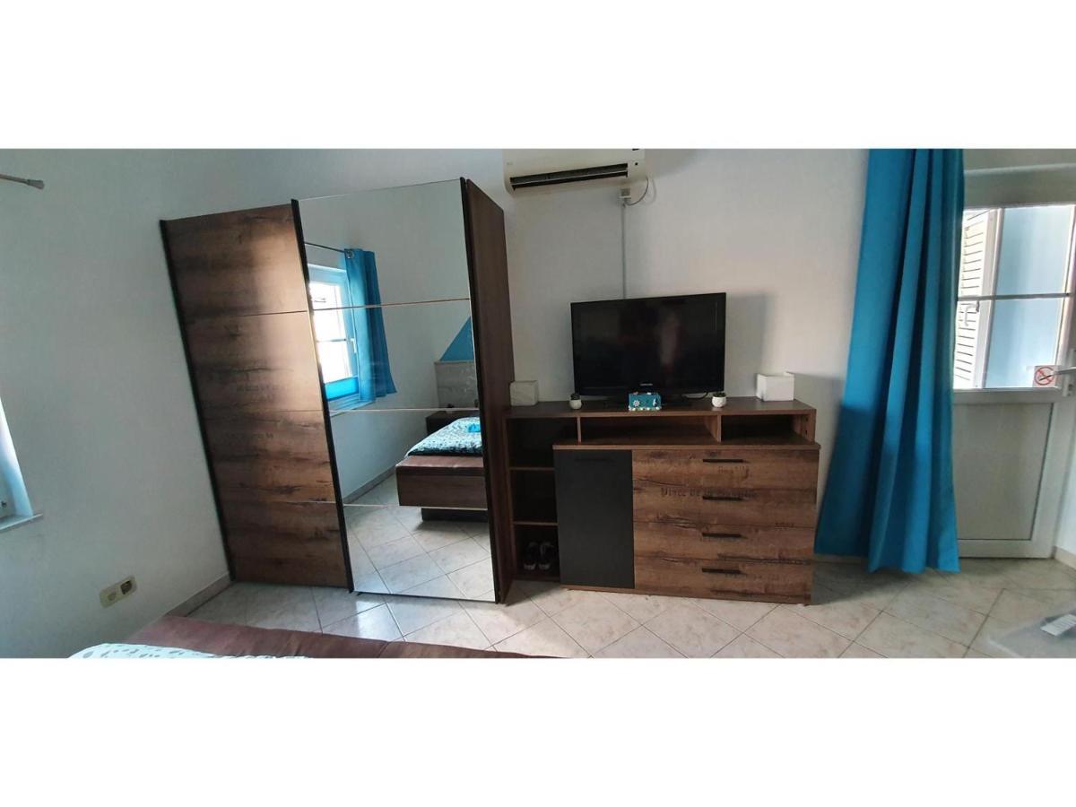 Blue Sea Vir Apartments Εξωτερικό φωτογραφία