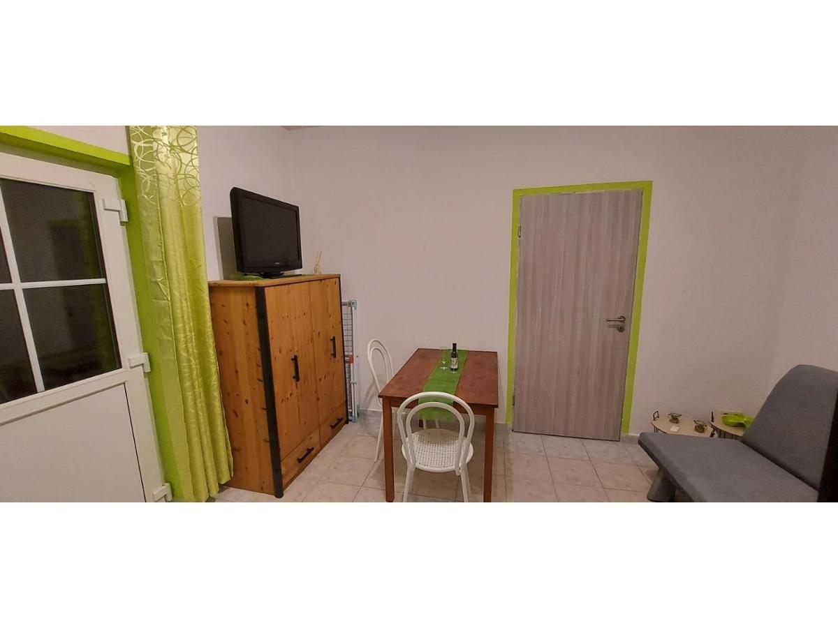Blue Sea Vir Apartments Εξωτερικό φωτογραφία